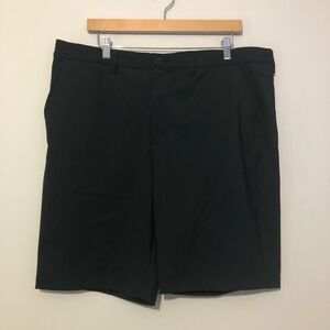 Robert Graham Athletic Men's Size 38 Black Golf Shorts
